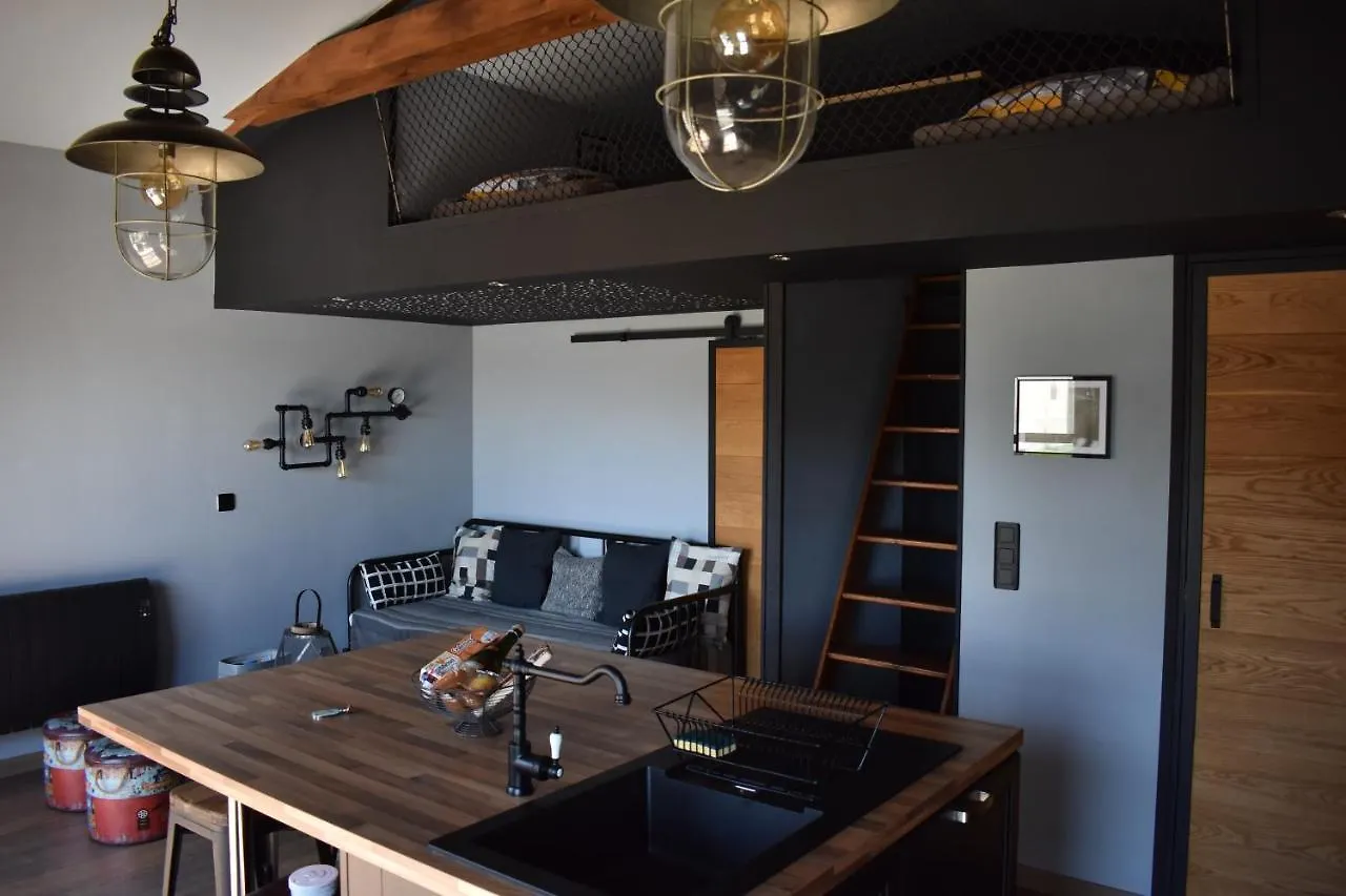 Loft Bord De Mer, La P'Tite Fabrik Villa Saint-Coulomb 0*,  France